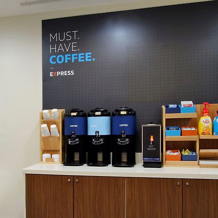 Holiday Inn Express & Suites - Elkhart North By Ihg Luaran gambar
