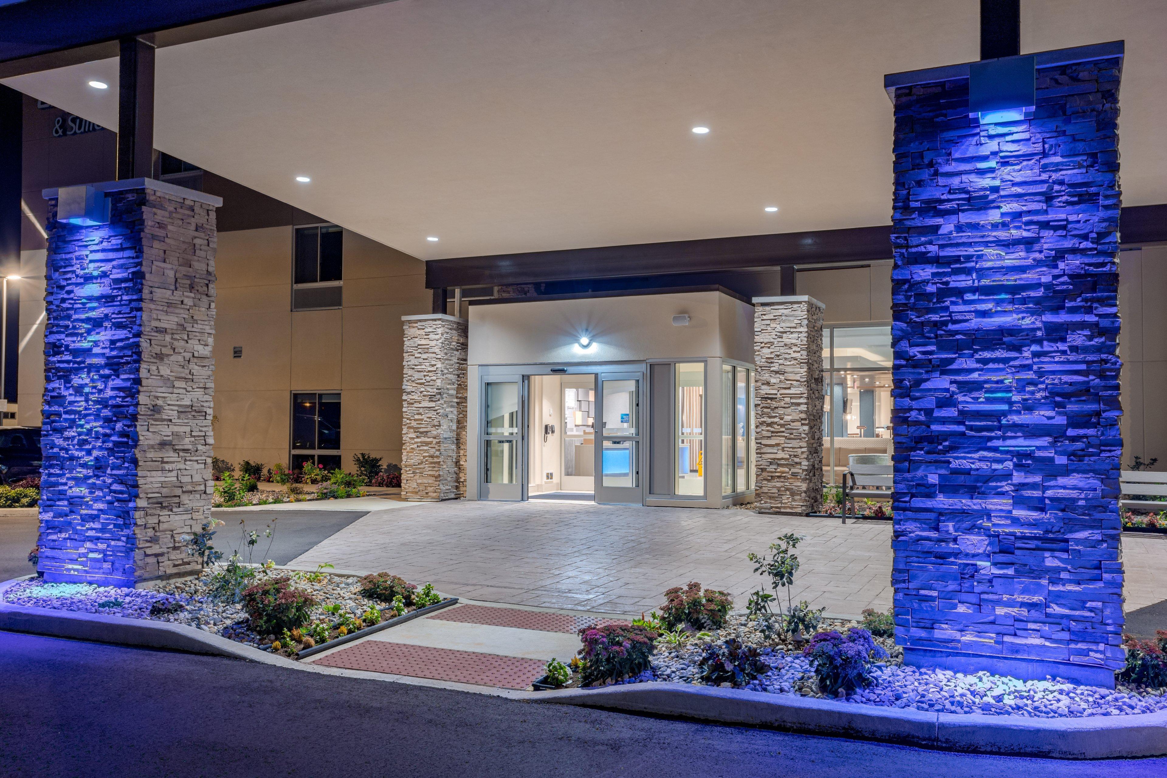 Holiday Inn Express & Suites - Elkhart North By Ihg Luaran gambar